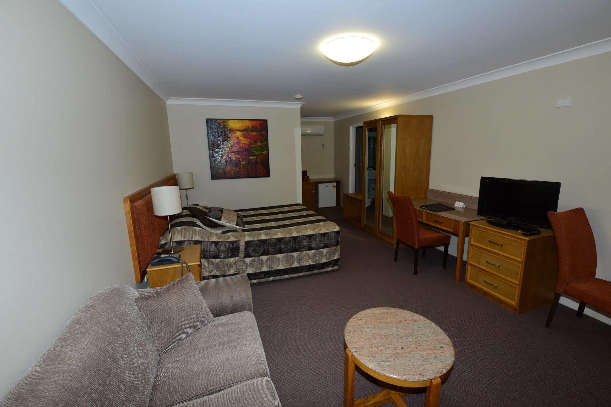 Winning Post Motor Inn Mudgee Exterior foto